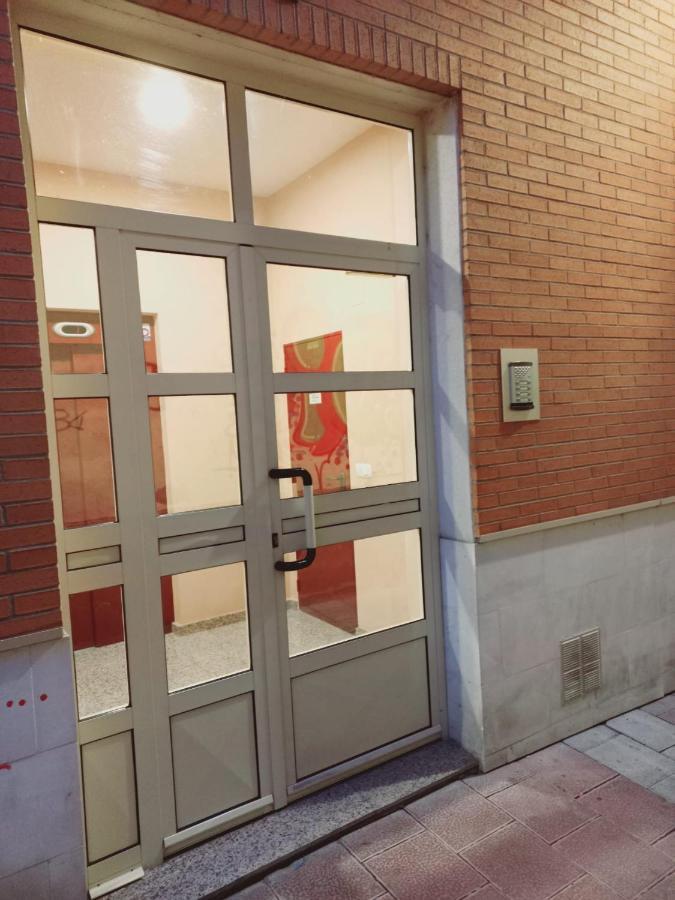 Apartamento Centrico Para 3 Con Wifi Y Garaje Tudela de Duero Exterior foto